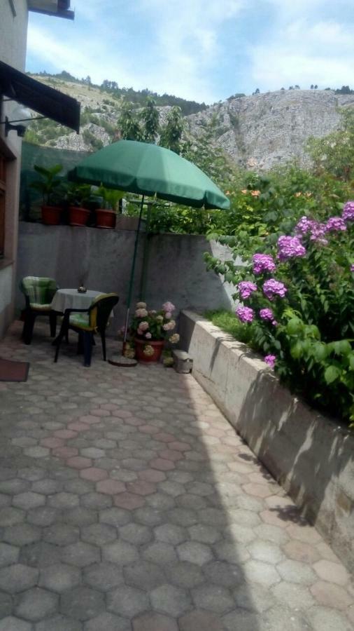 Apartman As Ливно Екстериор снимка